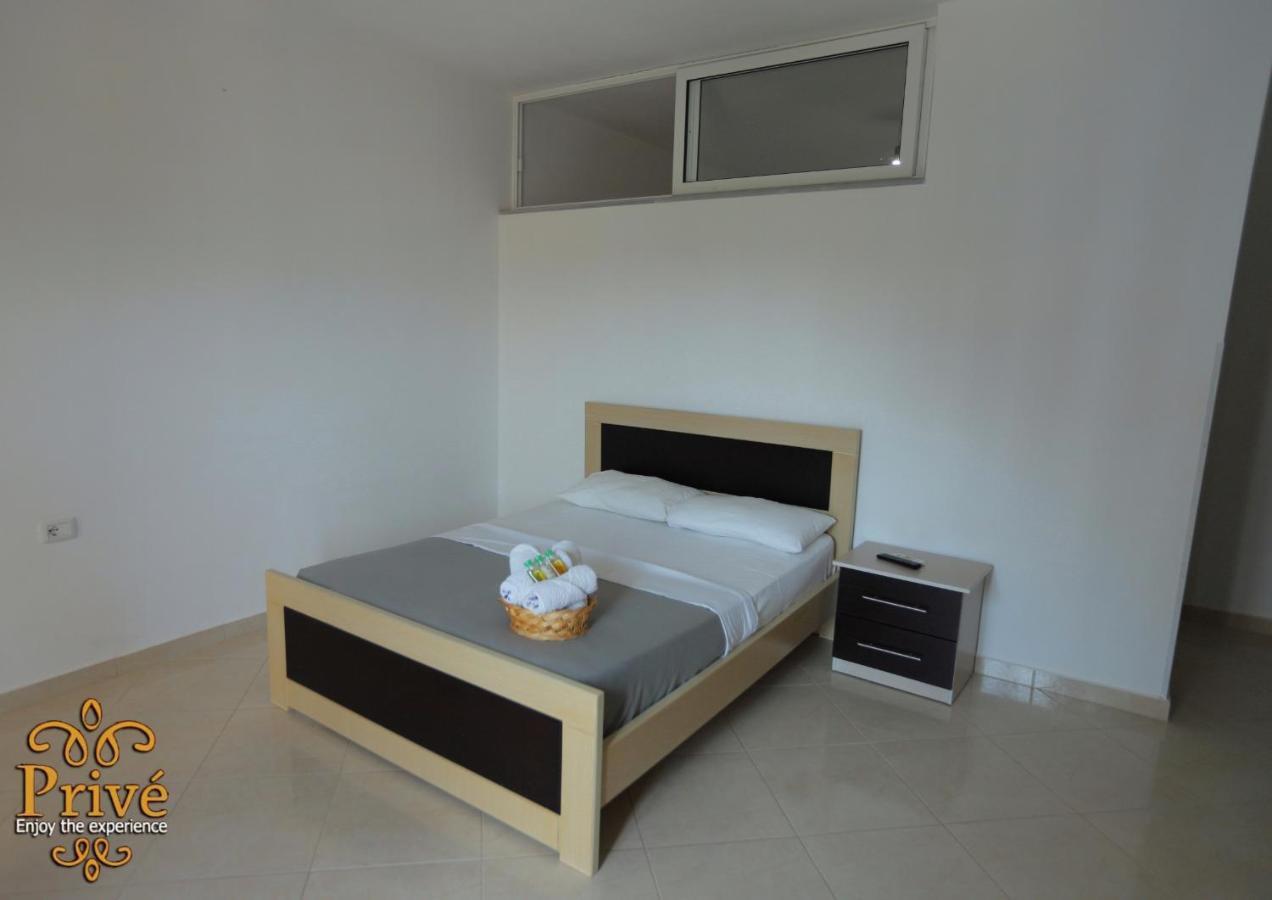 Prive Hotel And Apartment Ksamil Exterior photo